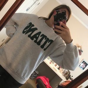 TITANS Crewneck